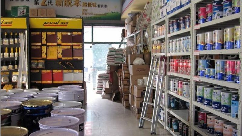 以下是一个老旧小区楼顶漏水修补的案例：